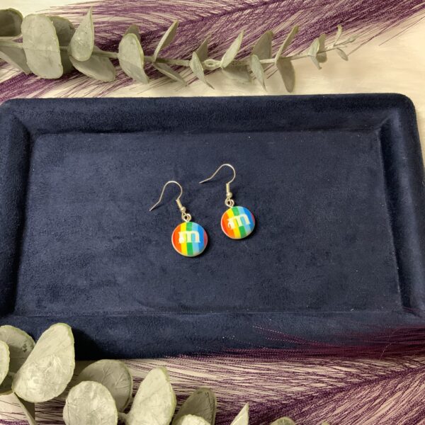 Boucles d’oreilles bonbons multicolores – Image 3