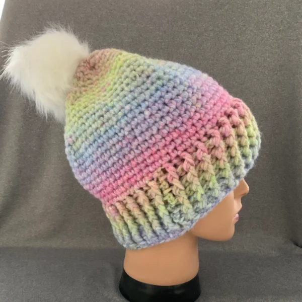 Bonnet avec dégradé de rose