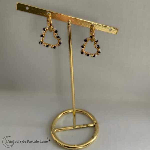 Boucles d'oreilles cœurs à perles noires – Image 2