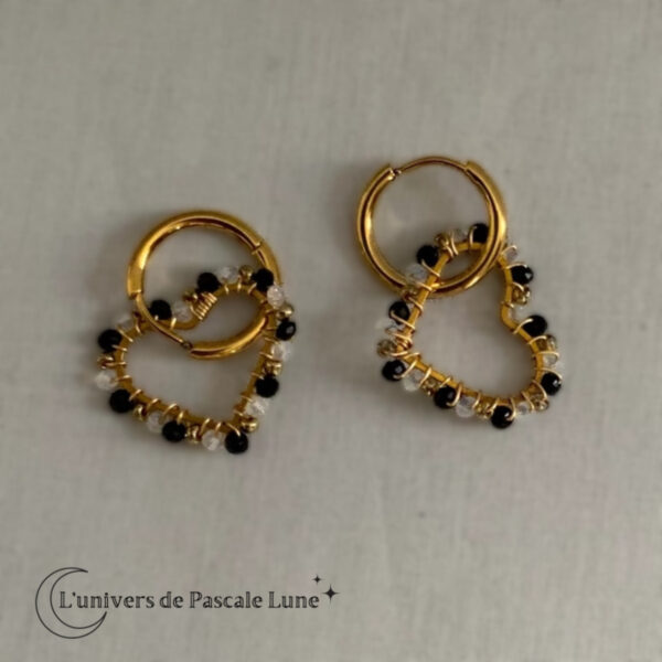 Boucles d'oreilles cœurs à perles noires